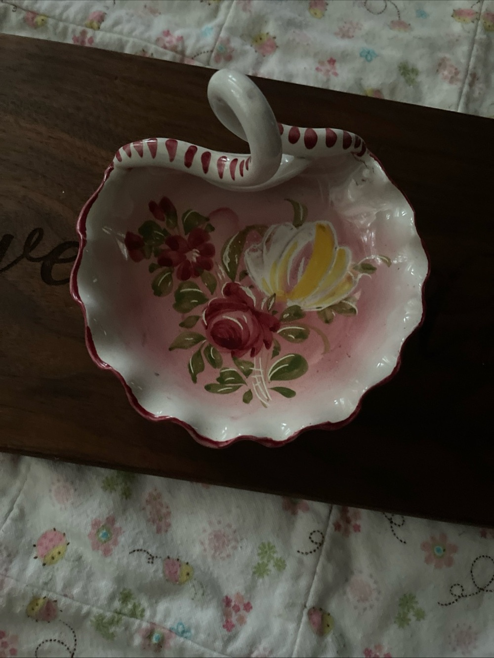 Hand-Painted Floral Shell Dish with Handle - Pink, Red, Yellow